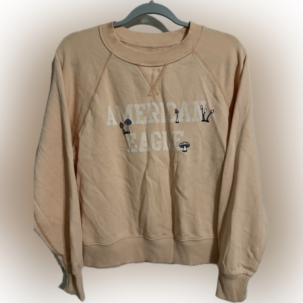 AE women’s sweatshirt